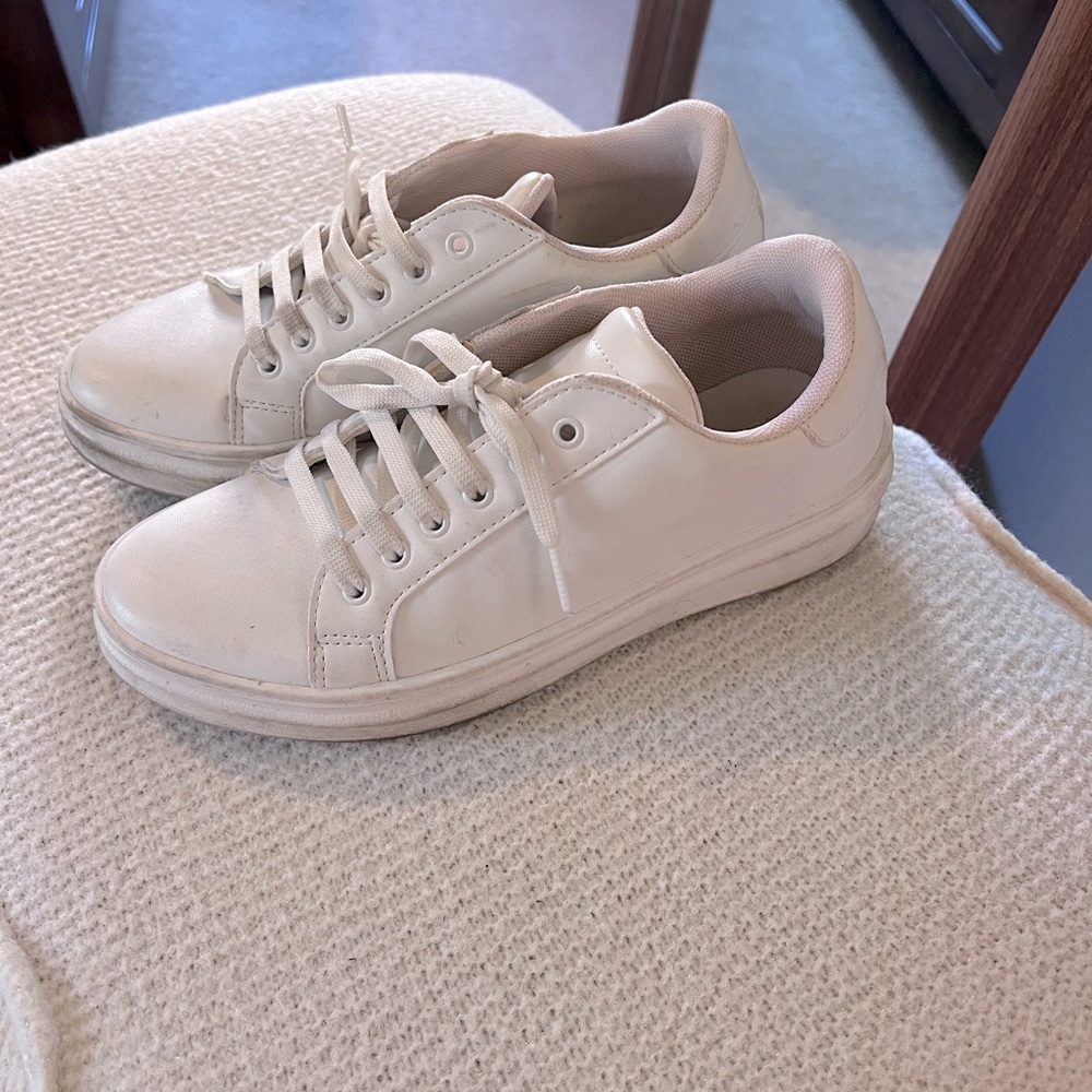 Simple white sneaker
